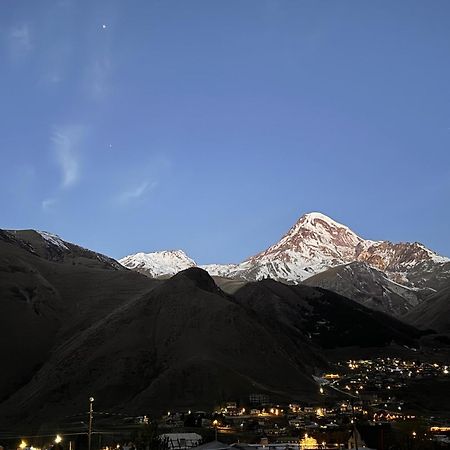 Гостевой дом Kushashvili 7 Sisters Казбеги Экстерьер фото